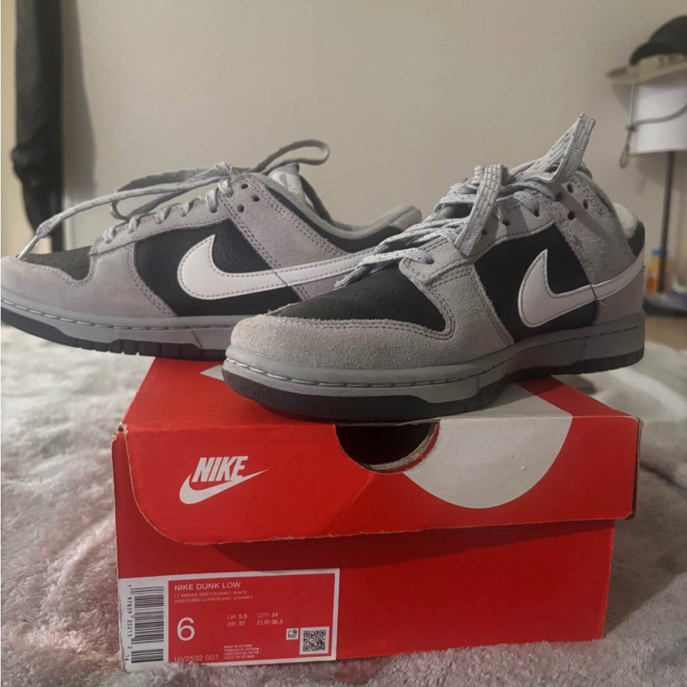 Nike Dunk Low Men's Shoes - Gray and Black